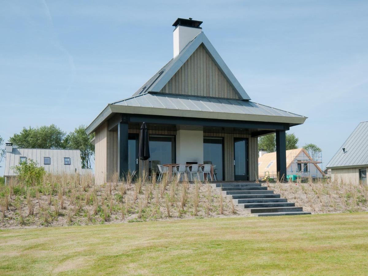 Modern Design Directly At The Water